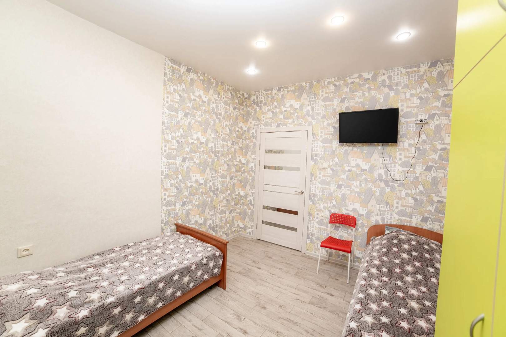 Апартаменты Четырехкомнатные на Энтузиастов 3