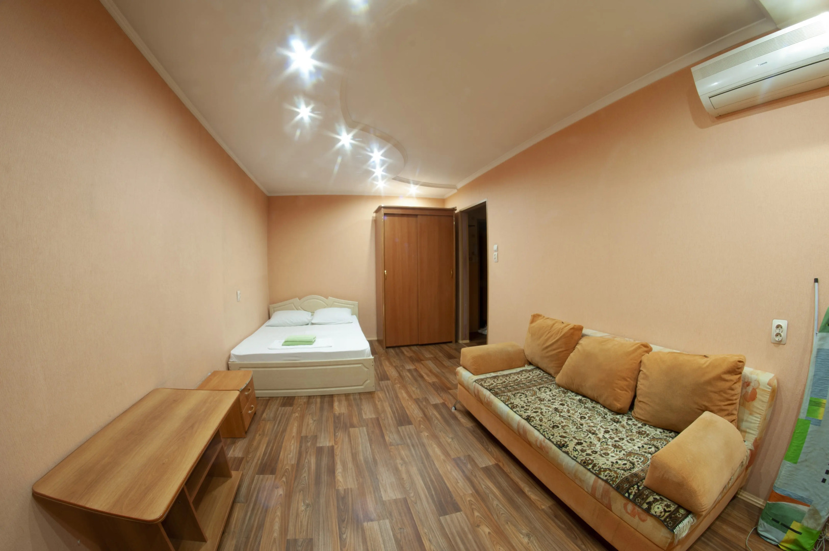 Апартаменты на Мельничной 24 - 42