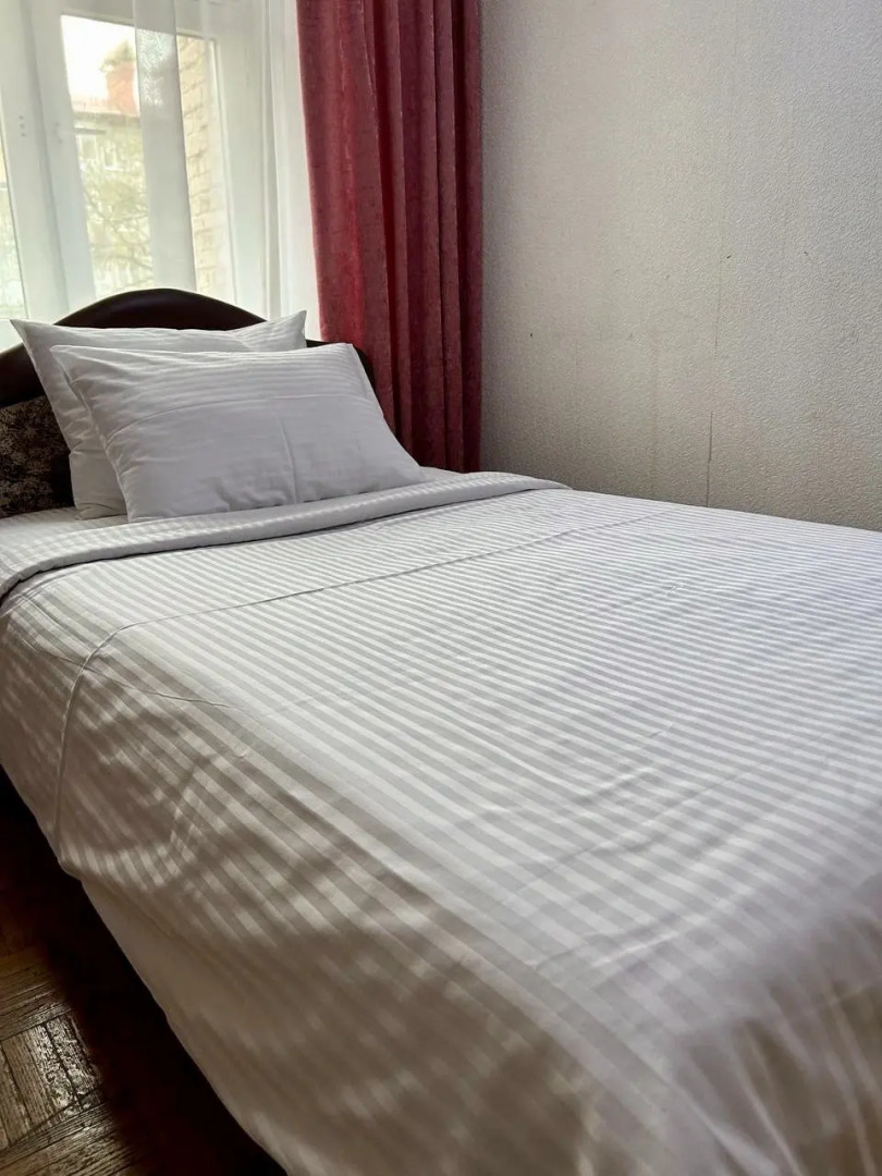 Апартаменты Двухкомнатная Квартира Шахтеров 23