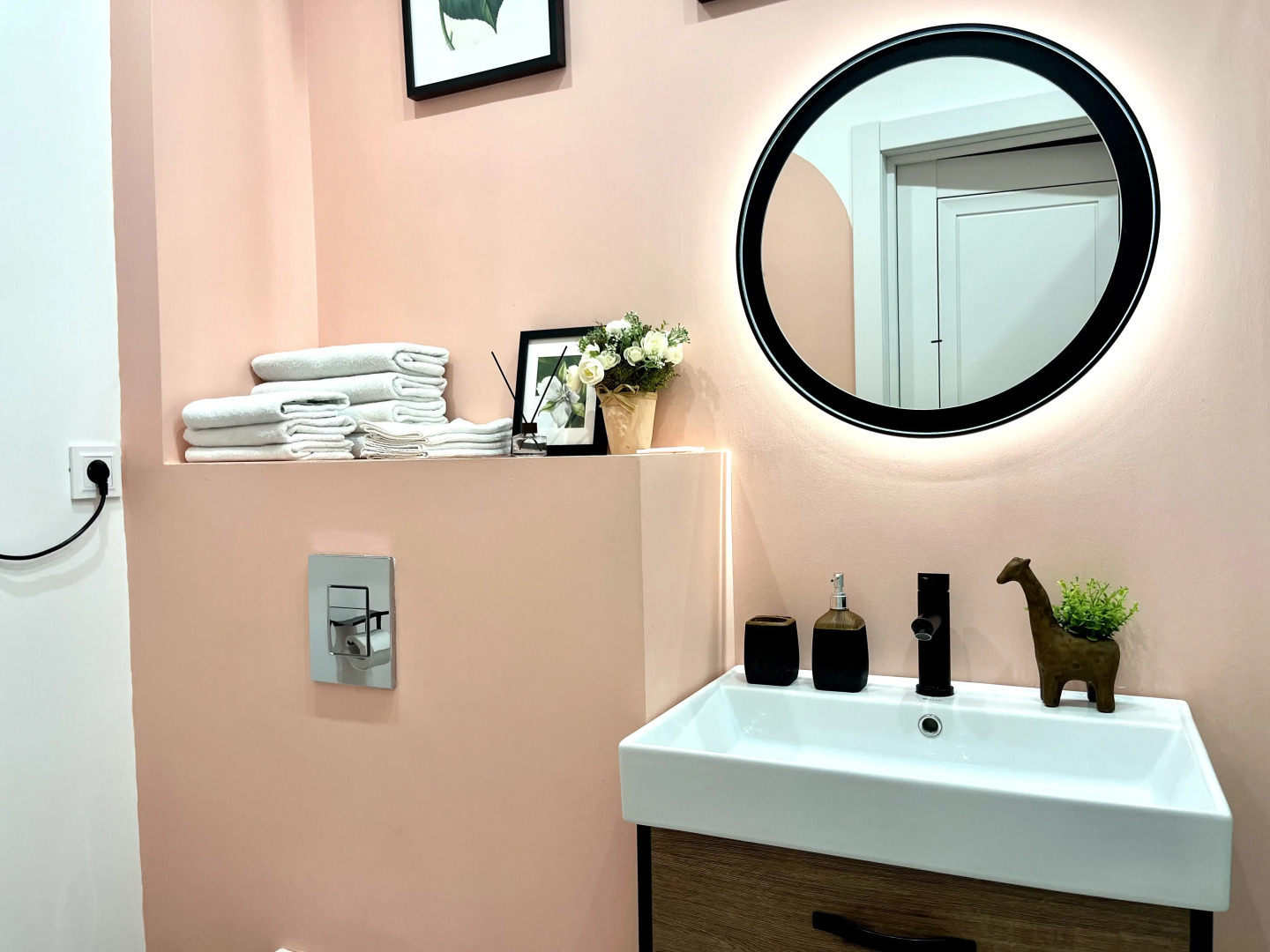 Квартира Ботаника в историческом центре от Wonderapart