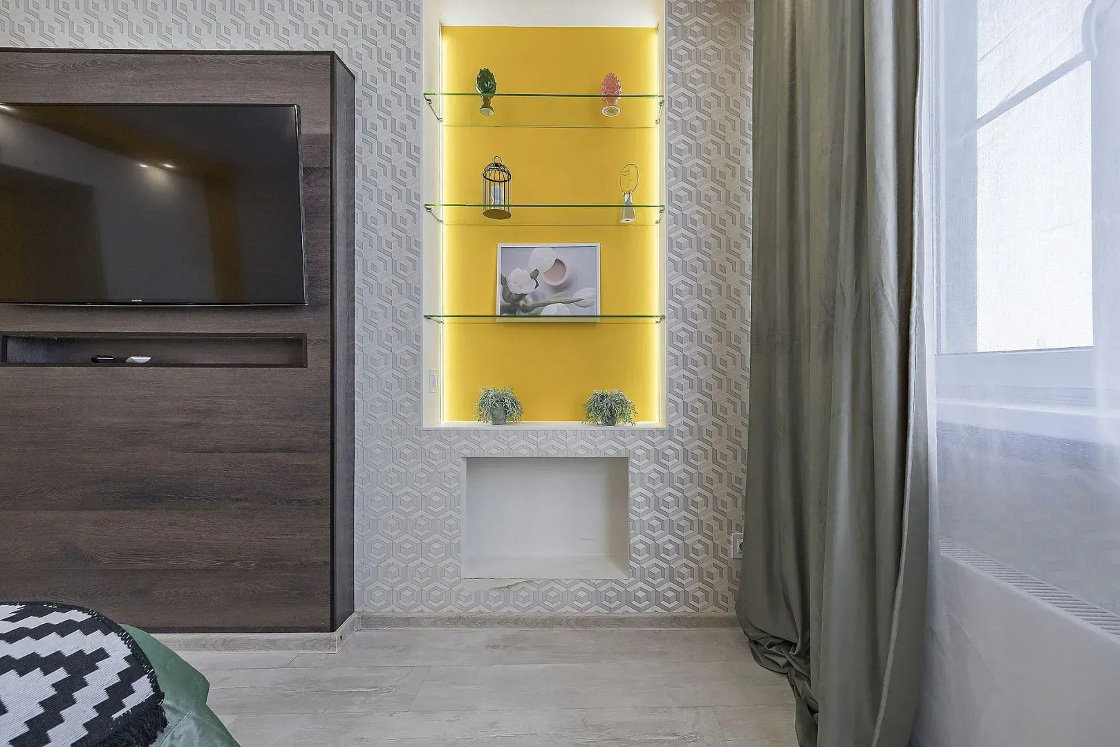 Апартаменты iZi Apart на Московском шоссе рядом ст. Метро  и Ж/Д Вокзал