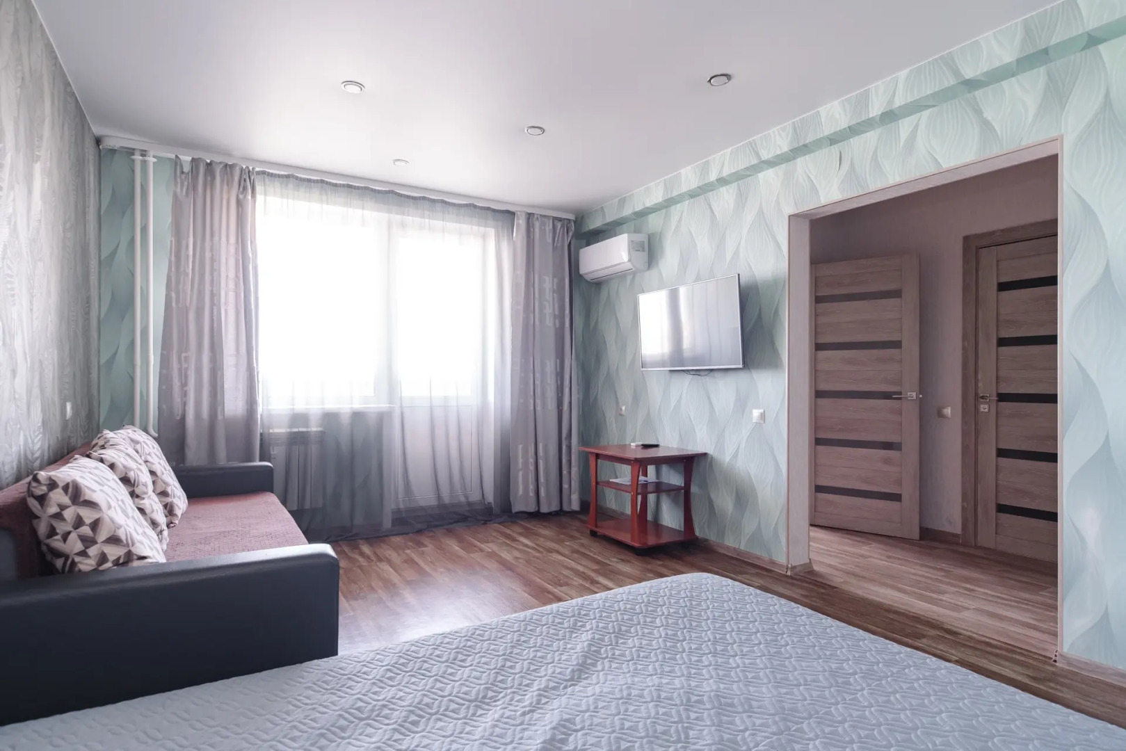 Квартира Зейская 220