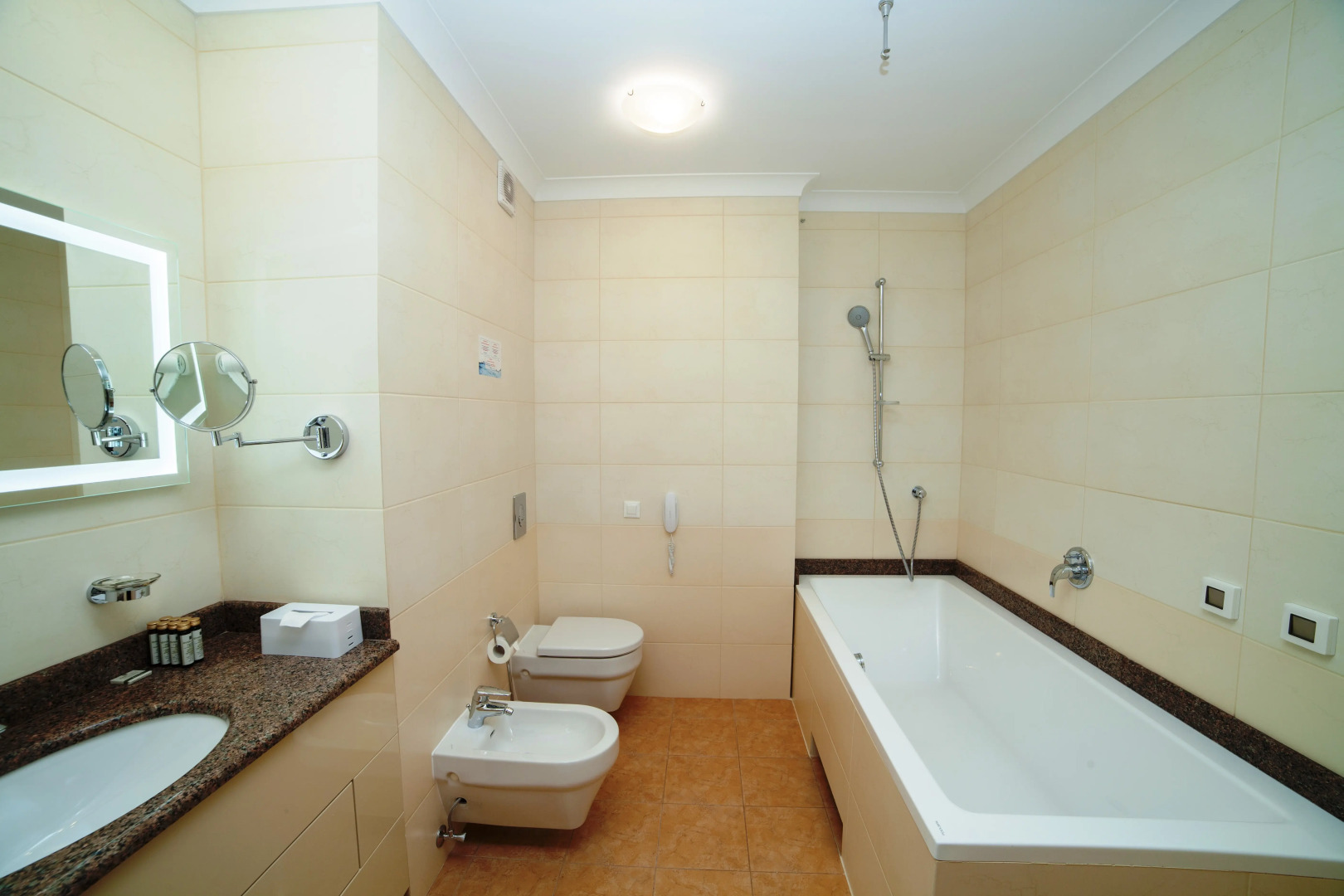 Отель Гранд Отрада