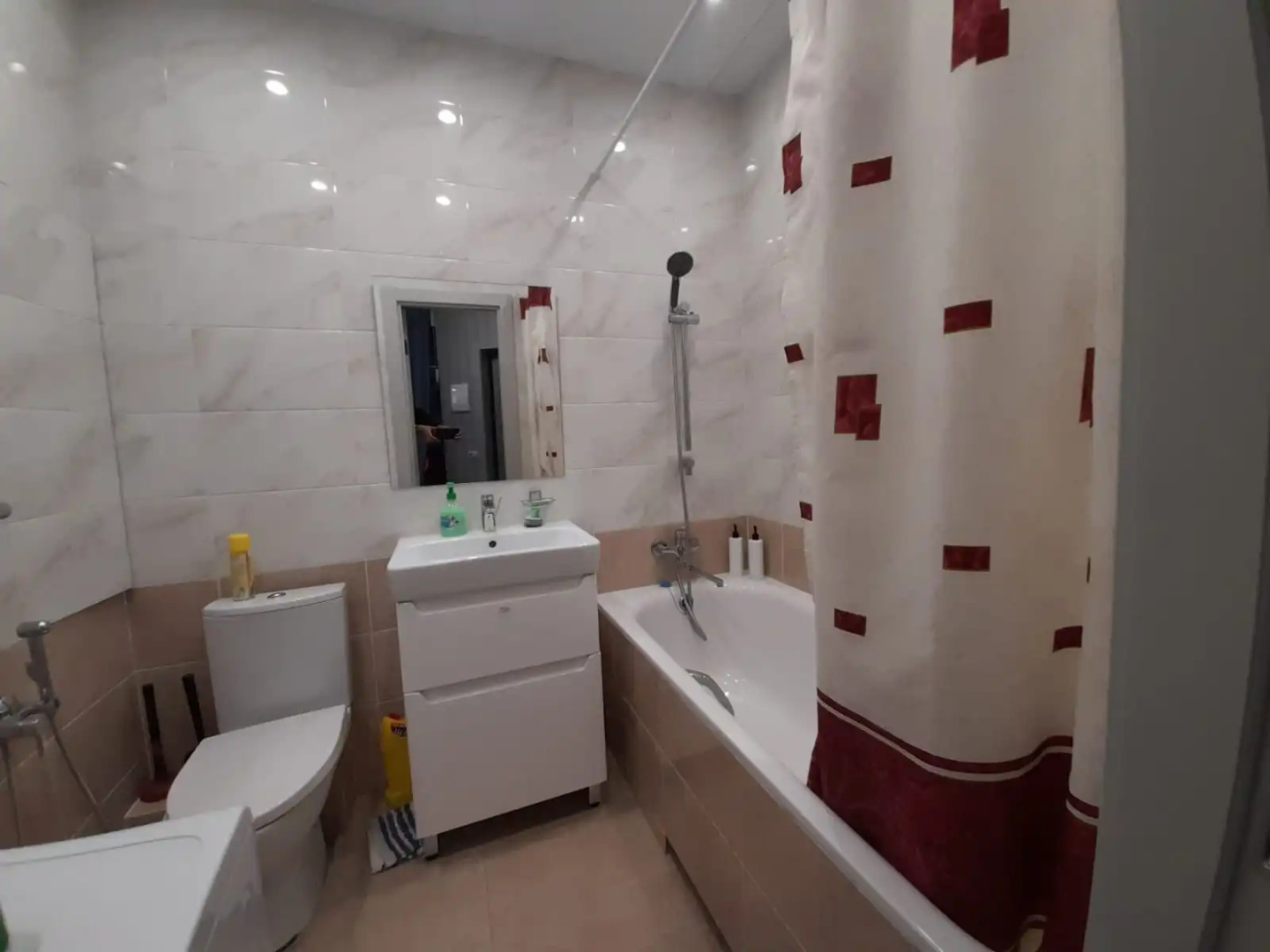 Квартира 1 комнатная квартира на 10 этаже с шикарным видом в ЖК г.Раменское