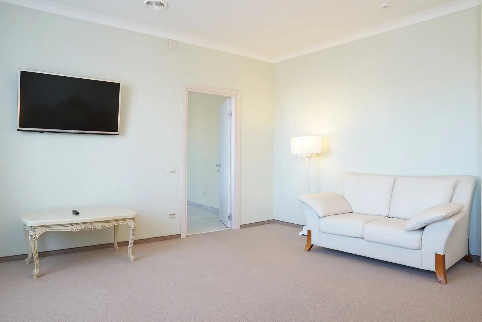 Отель Чарушин