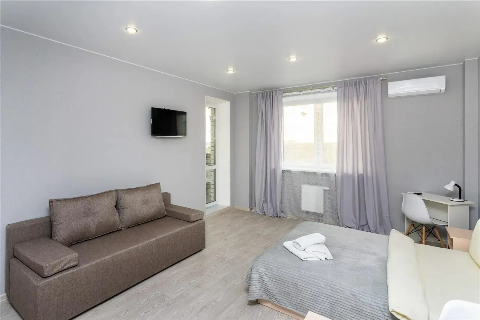 Апартаменты недалеко от аэропорта в новостройке