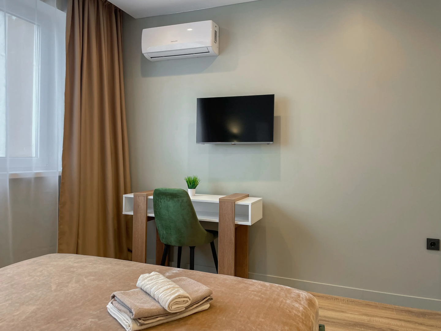 Квартира Dayker City Apartments студия возле метро Тропарево