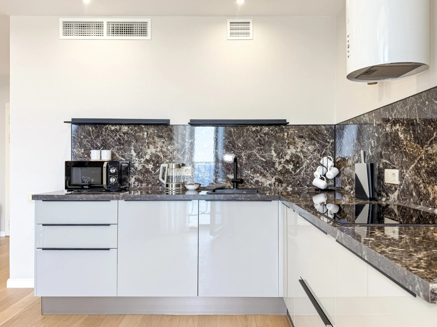 Апартаменты Монако 24 ЖК Граф Толстой 311