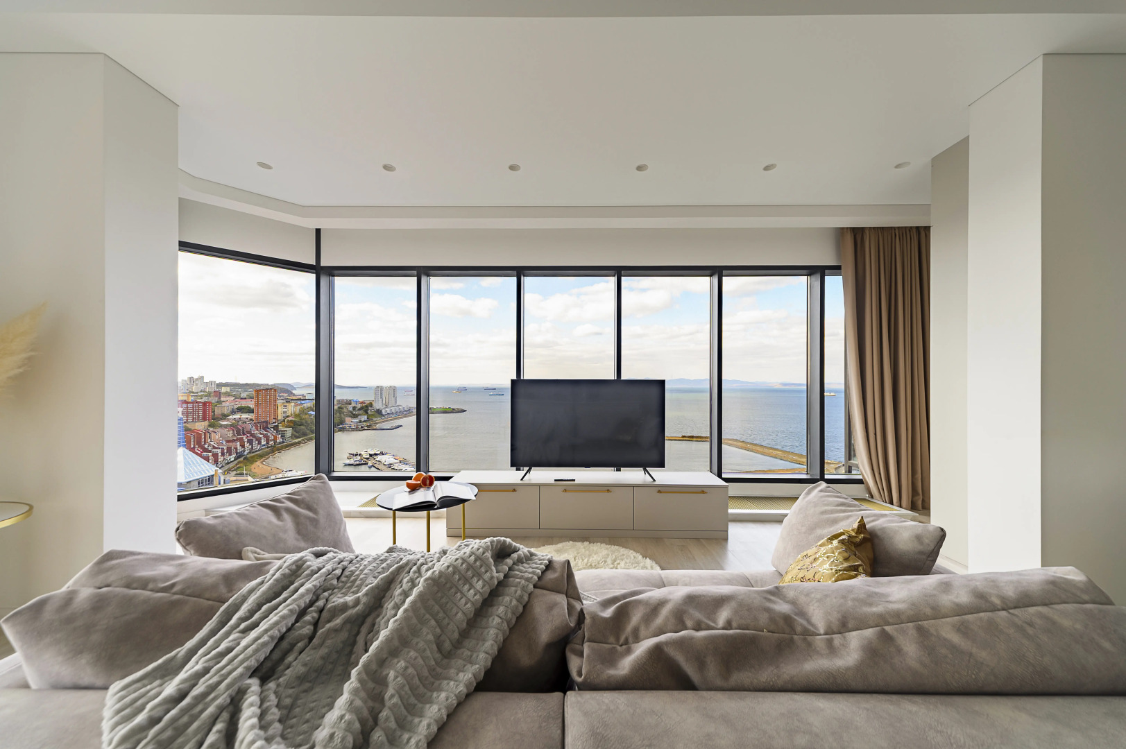 Апартаменты ЖК Аквамарин