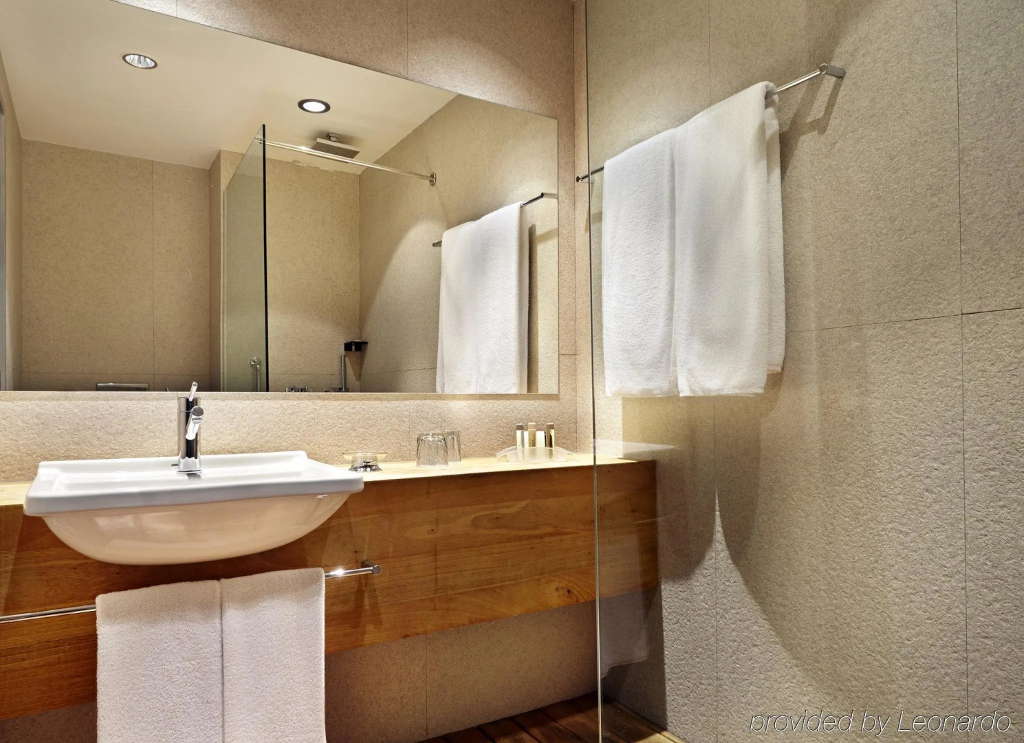 Отель Holiday Inn Тбилиси