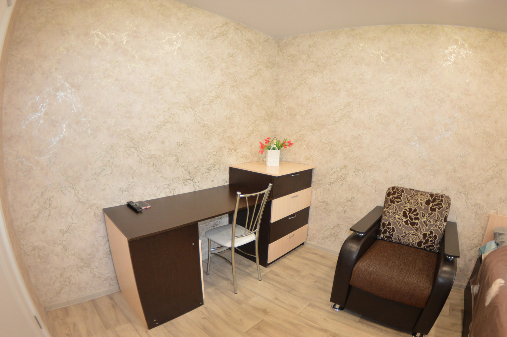 Апартаменты Уютная двухкомнатная квартира на Верхней Дуброве