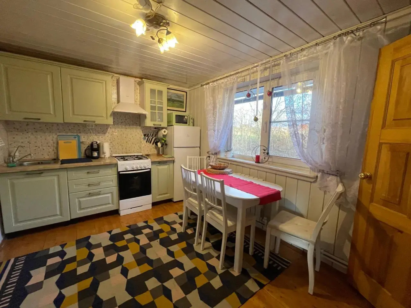 Частный дом Домик у воды