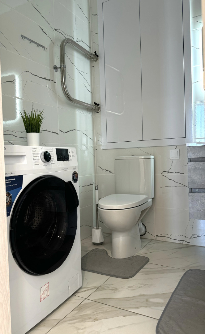 Квартира Рядом с Метро и Видом на Закат