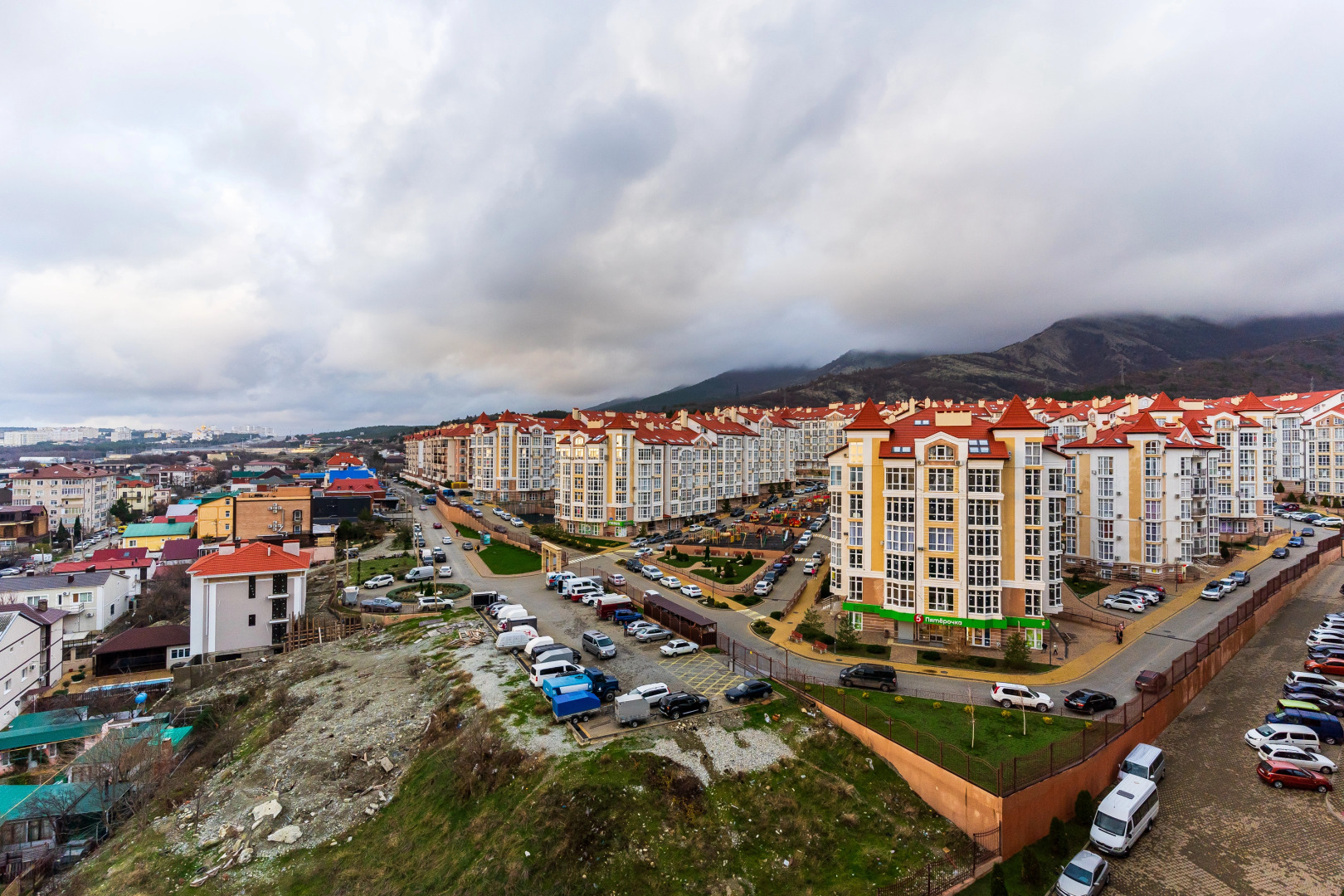 Апартаменты c видом на Морe и Гоpы в ЖК Aльбaтpос oт LеtoApart