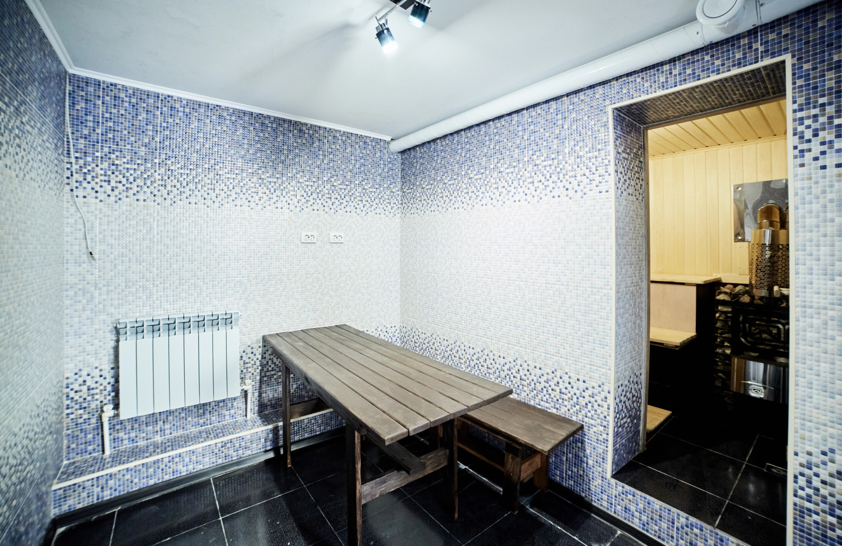 Отель Нарзан Вест