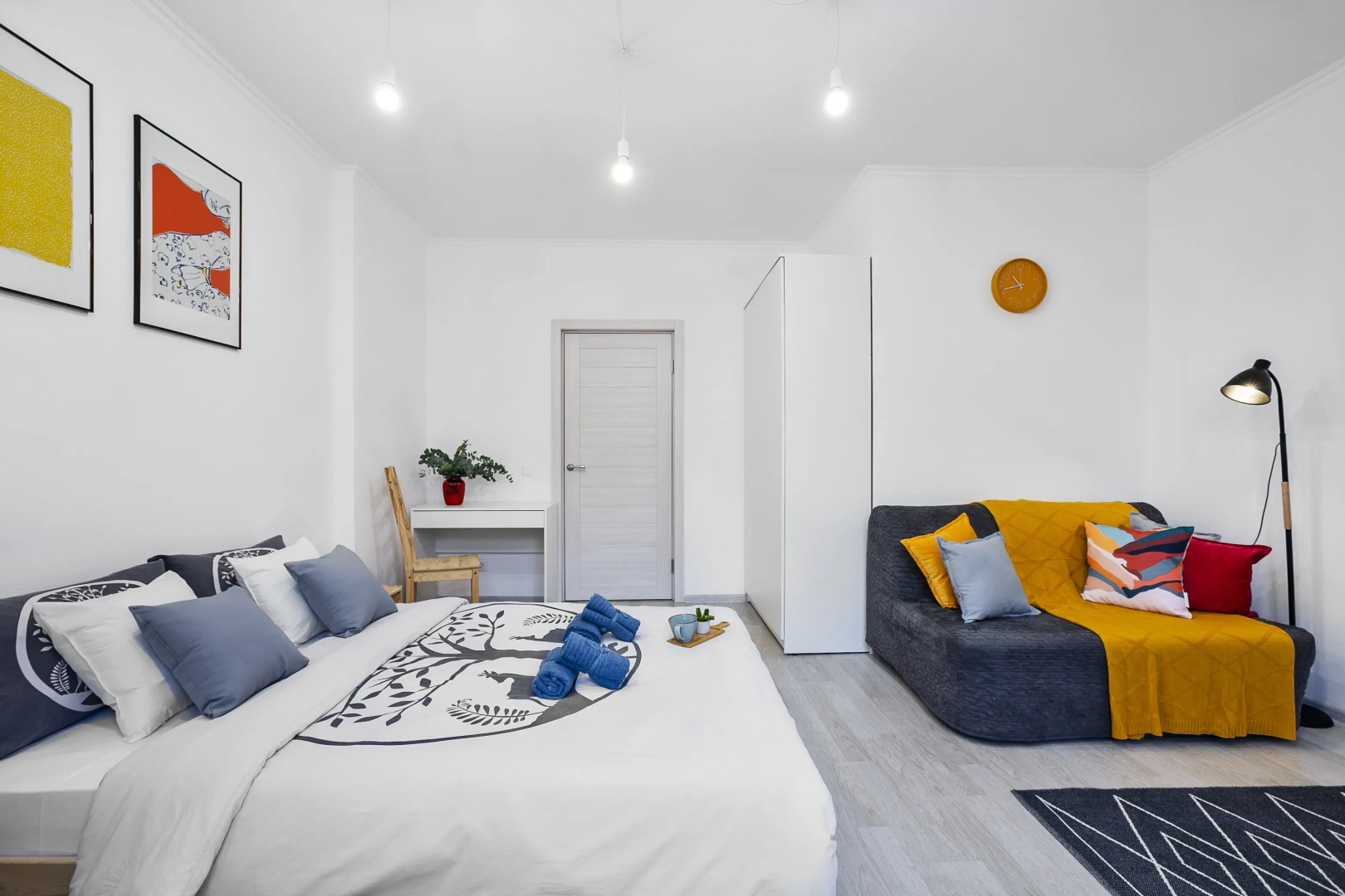 Great view 2-rooms Apartment 2 Min Walk to Raykin Plaza 2