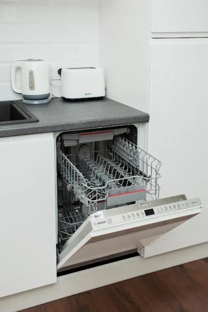 Апартаменты Двухкомнатные Центр, площадь Победы, Театральная 15, Колибри#15