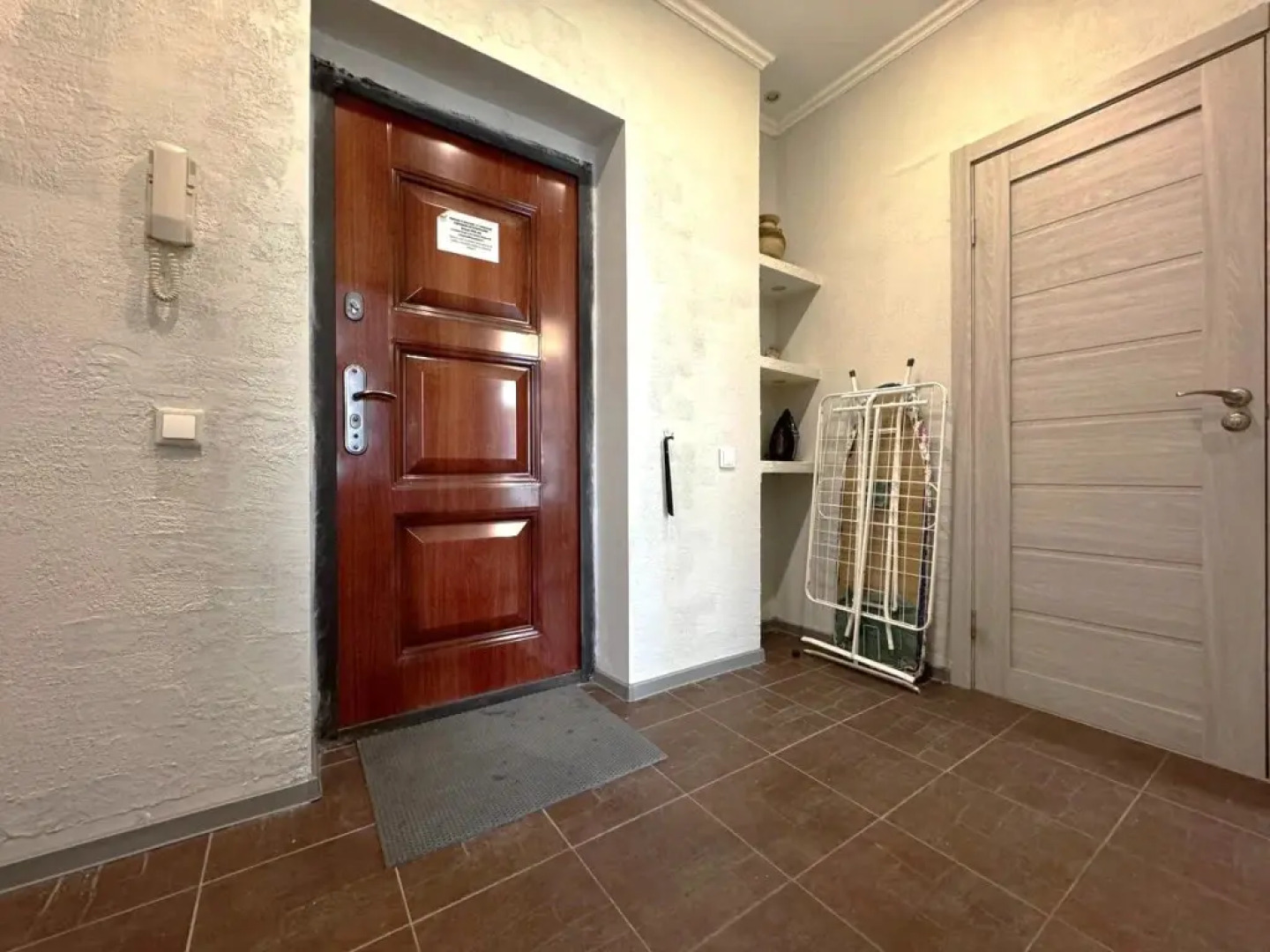 Апартаменты на Баумана 6