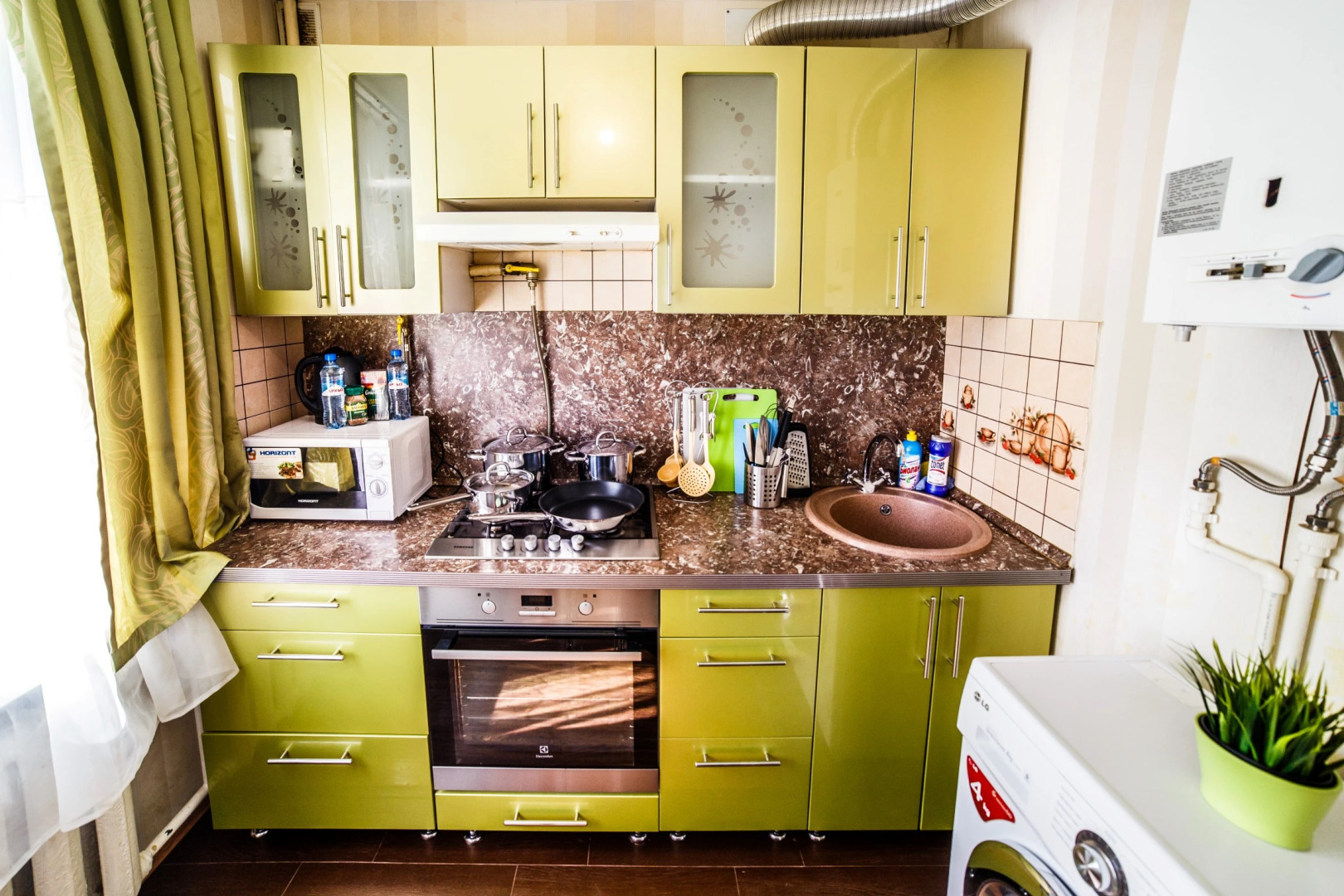 Апартаменты на Суворова