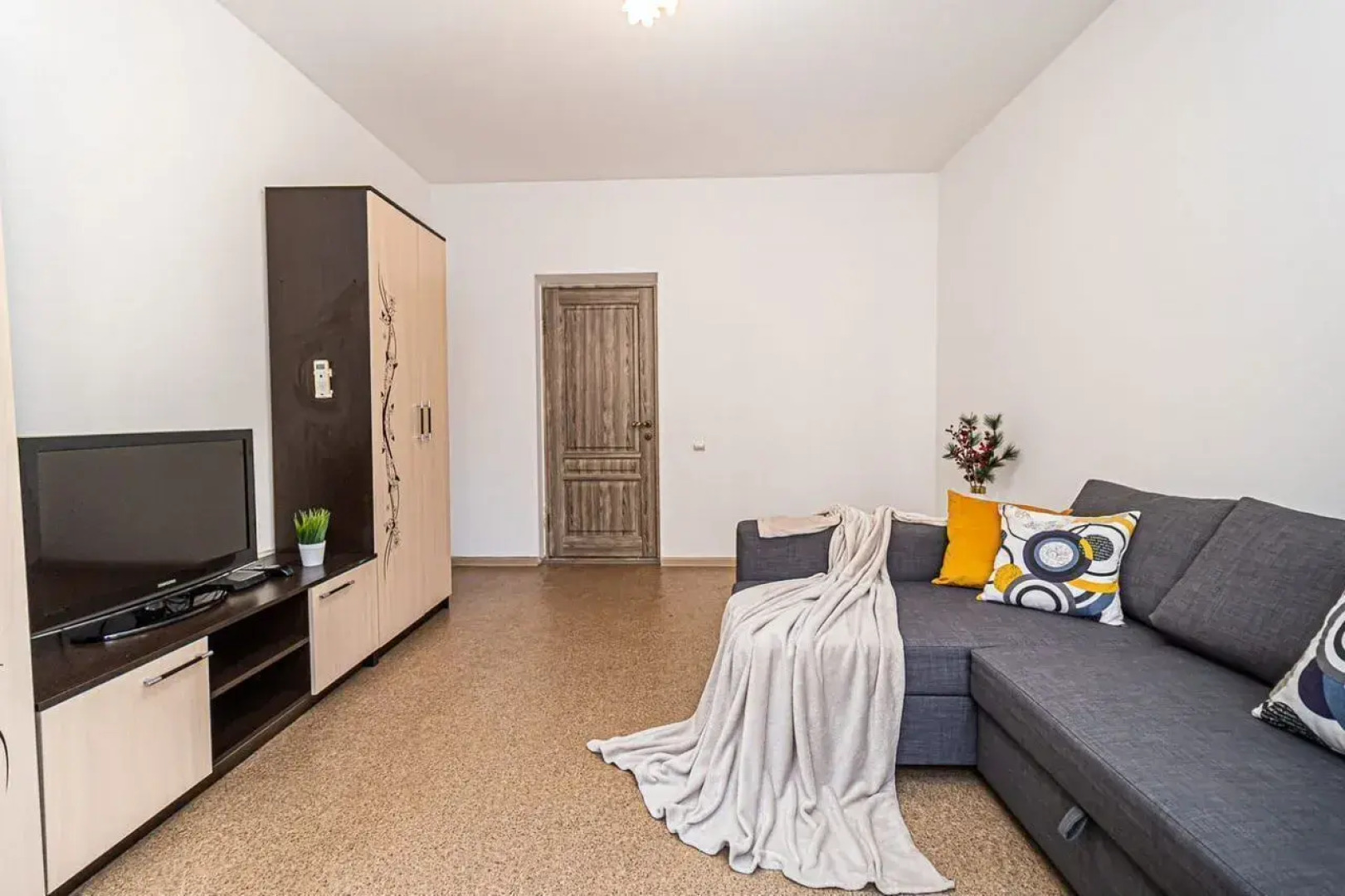 Квартира на Восточно-Кругликовской 28