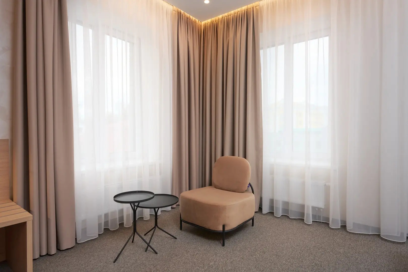 Отель Aura CityHotel