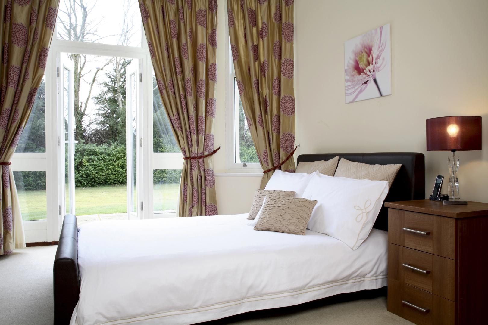 Апартаменты Basingstoke Sherborne House
