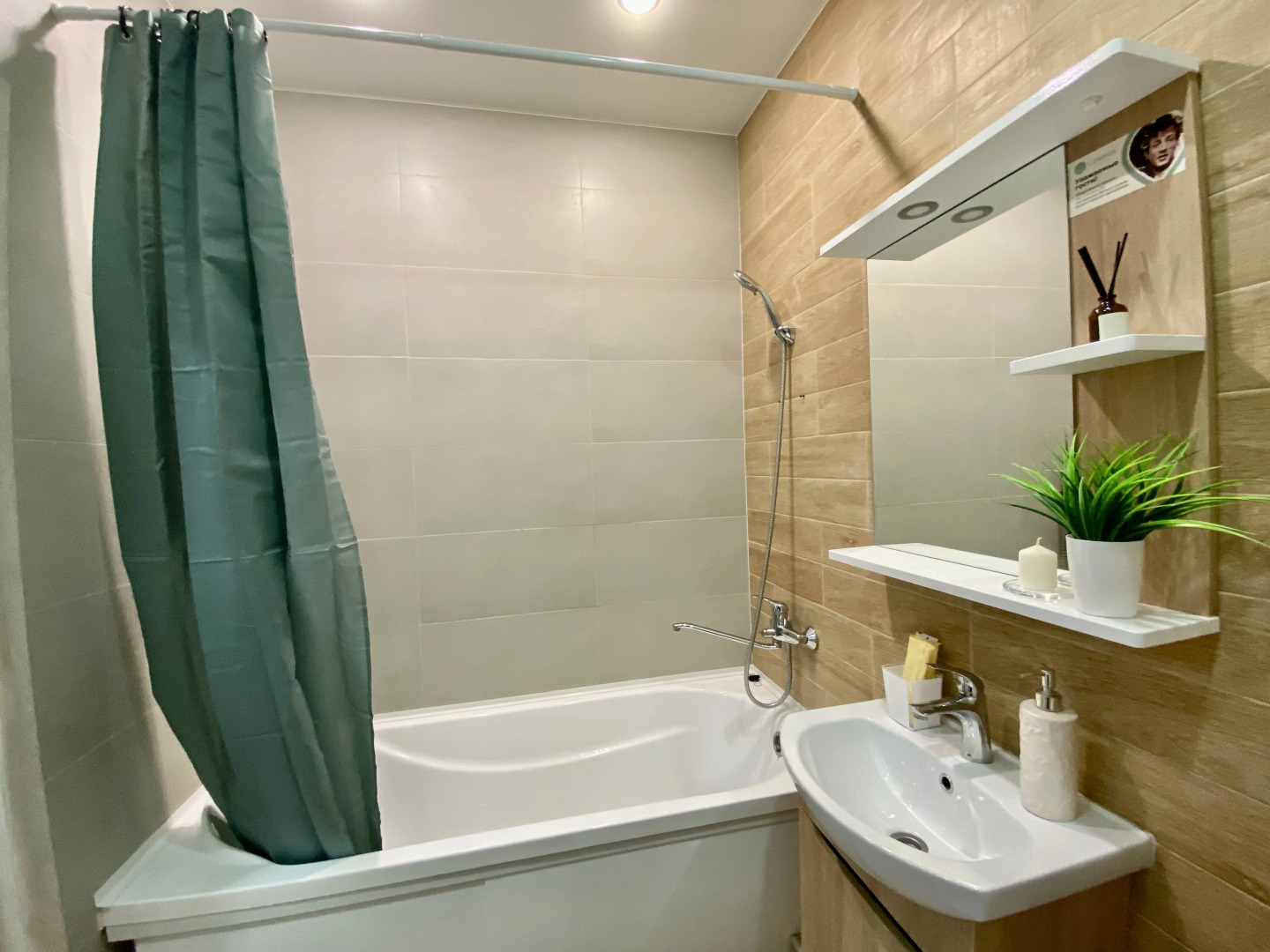 Апартаменты Топаз, закрытый двор, рядом ТЦ Кристалл