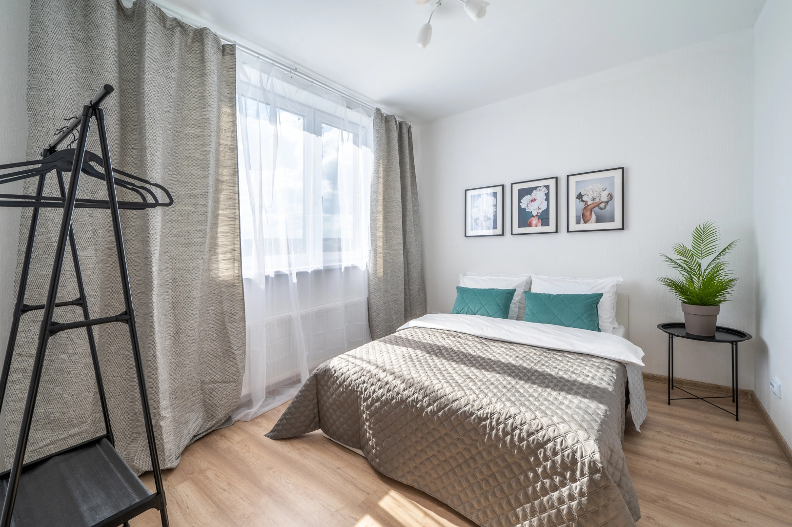 Квартира Просторная Двухкомнатная от Welcome V Ekb