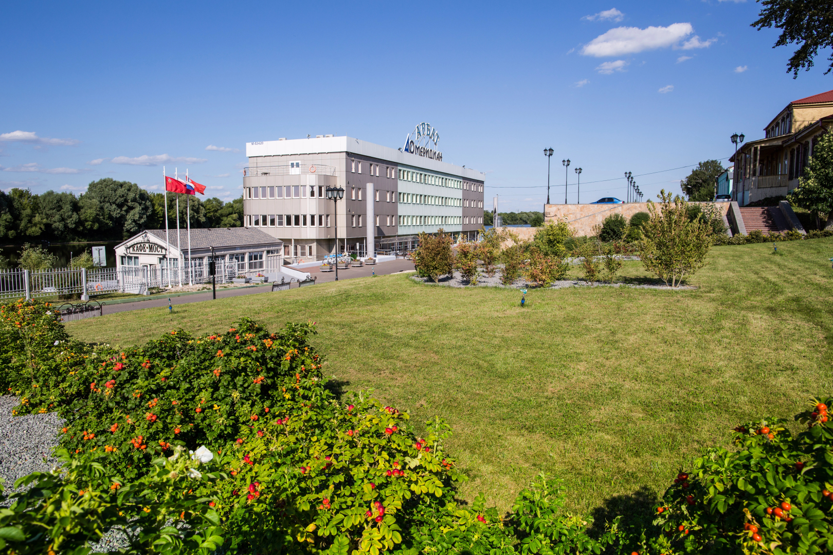 Отель Гостиничный комплекс 40 Меридиан Арбат