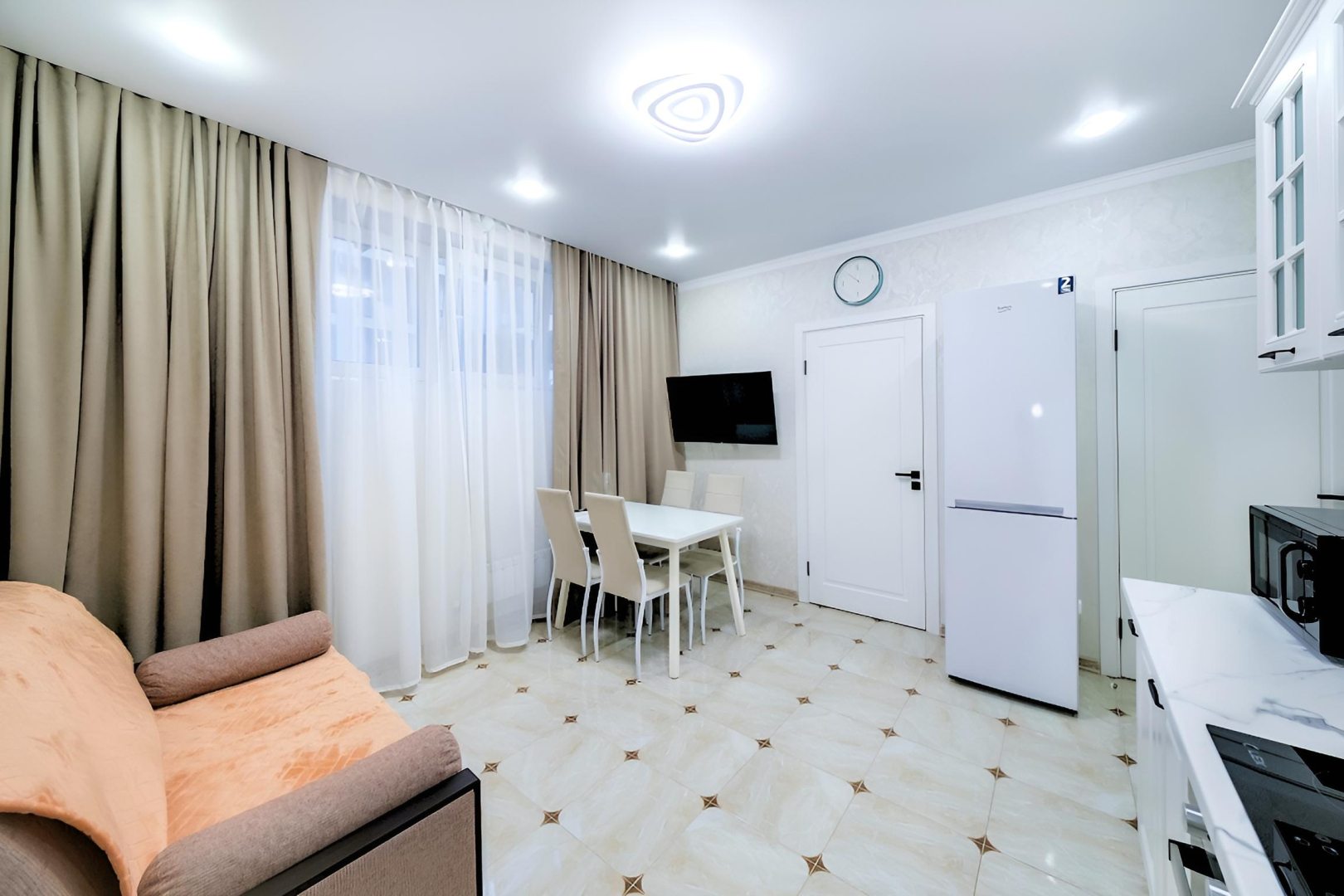 Апартаменты 3х Комнатные на 1ой Береговой Линии в Сириусе