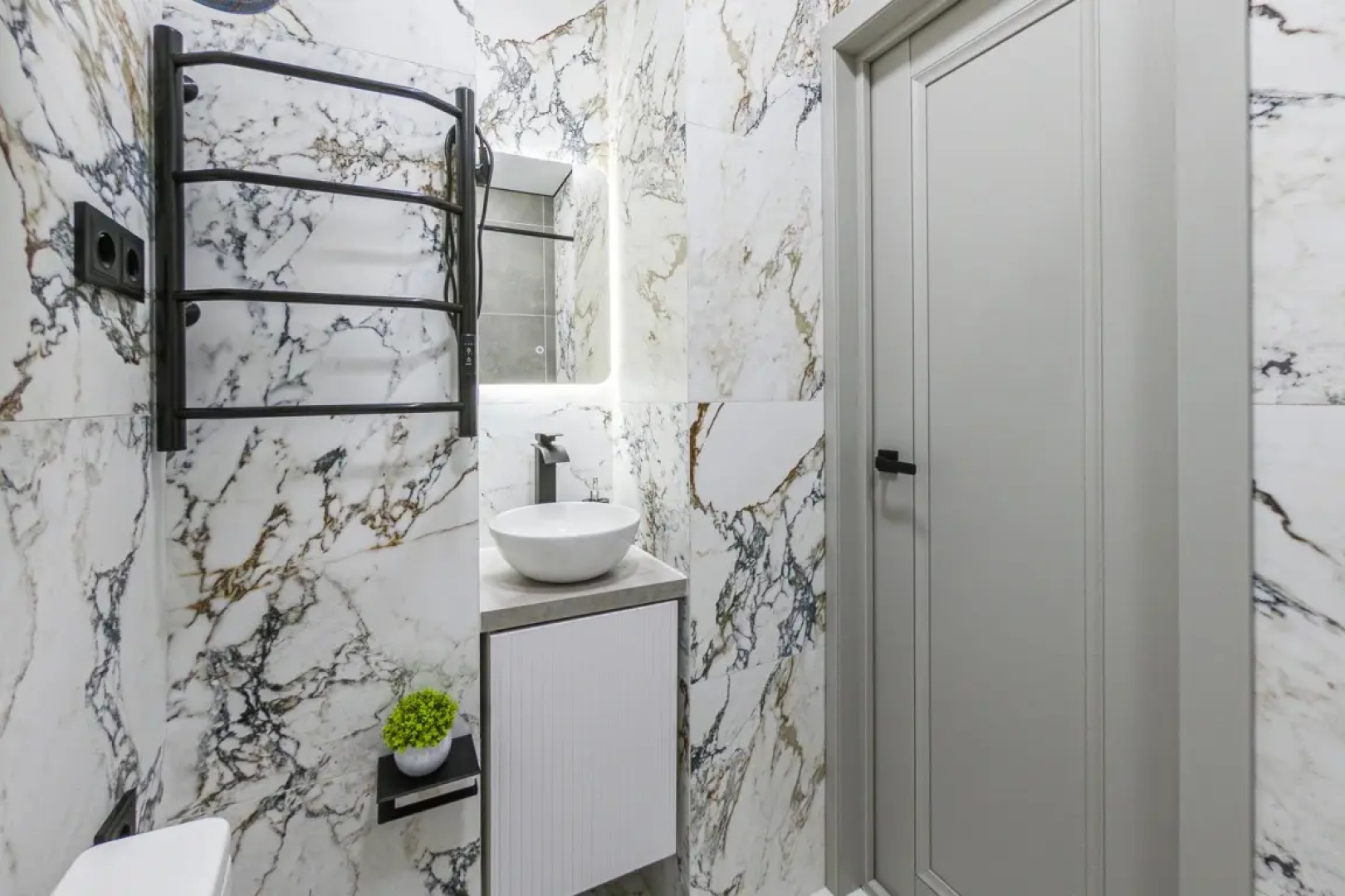 Апартаменты Stepanenkov на 8 марта 204Д (272/1)