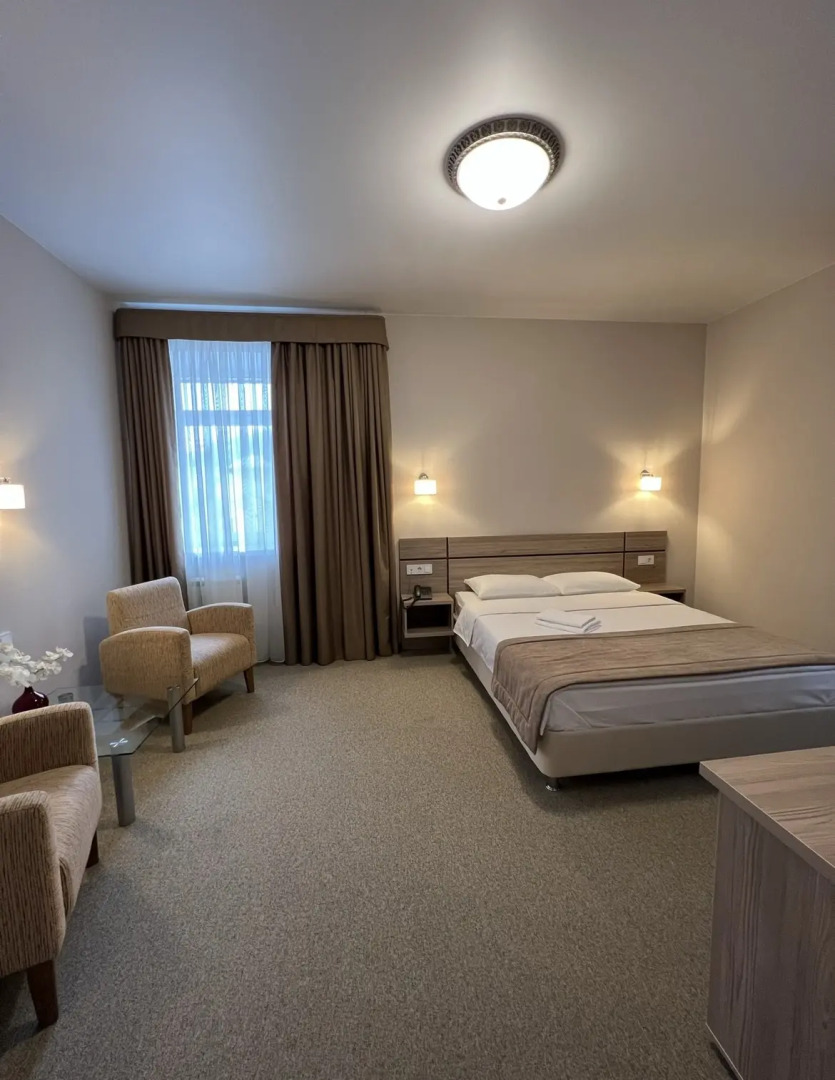 Отель Николь