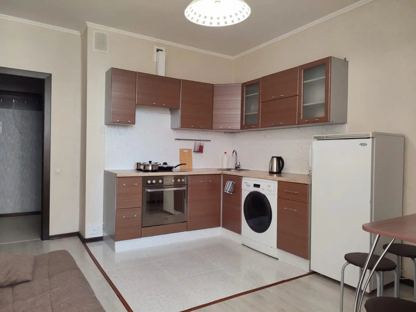 Апартаменты LikeHome на Салмышской 64/1