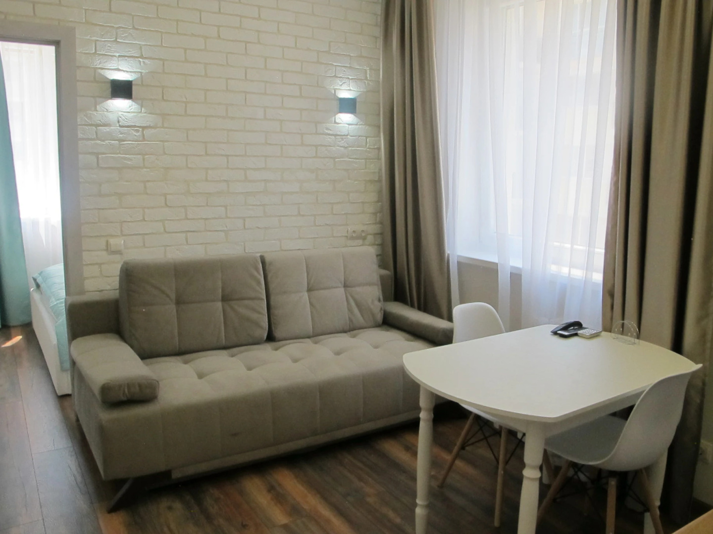 Апартаменты на Воскресенской 14/1