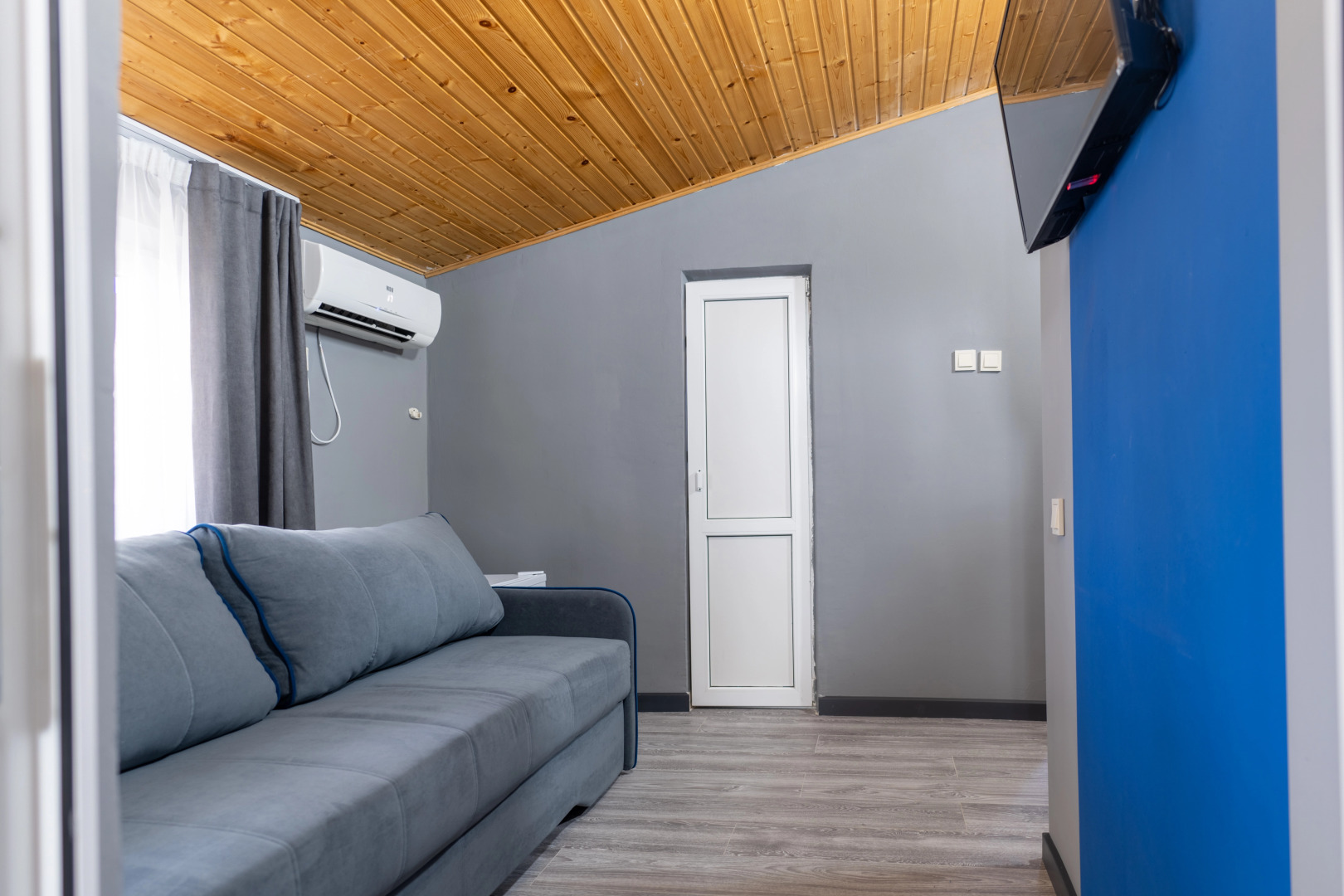 Отель Максим Парк-Лоо