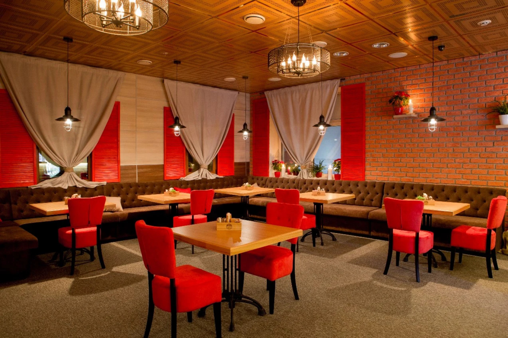 Отель София