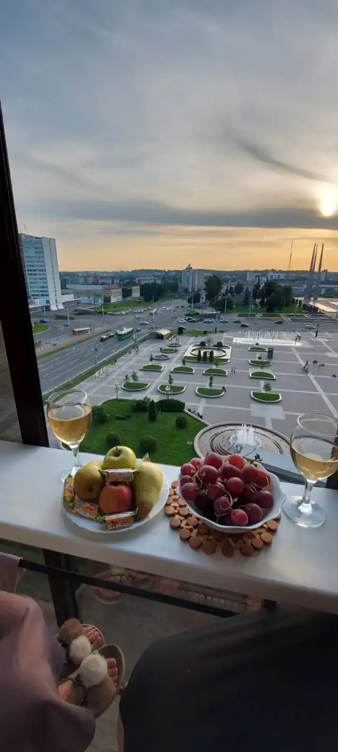 Апартаменты в самом центре Витебска с шикарным панорамным видом на площадь Победы
