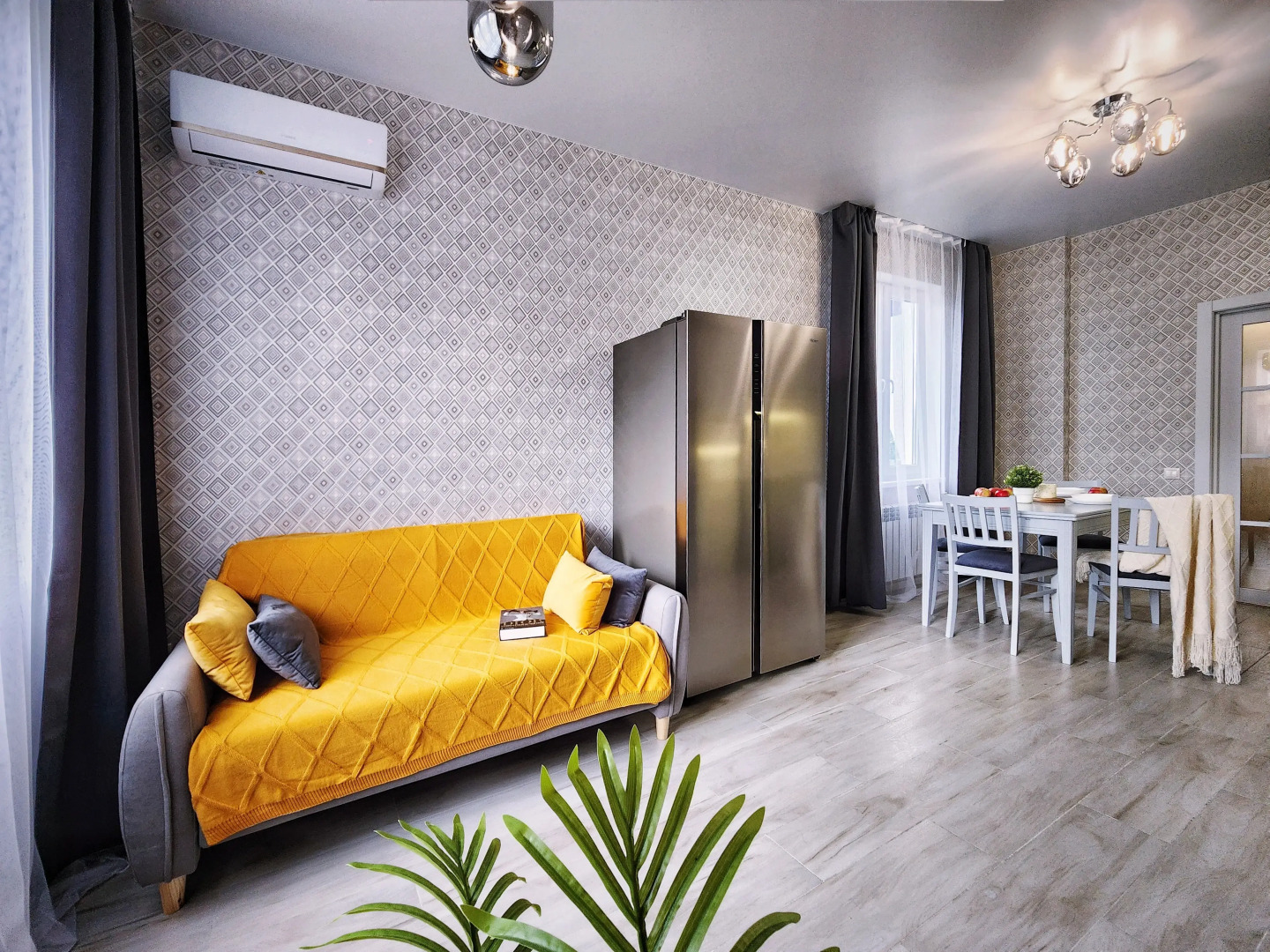 Квартира Уютная на улице Сергея Борзенко