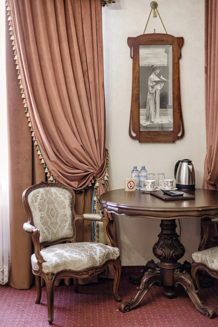 Отель Бристоль