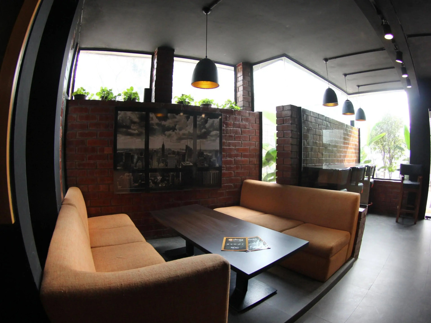 Отель Richmond Hotel & Suites