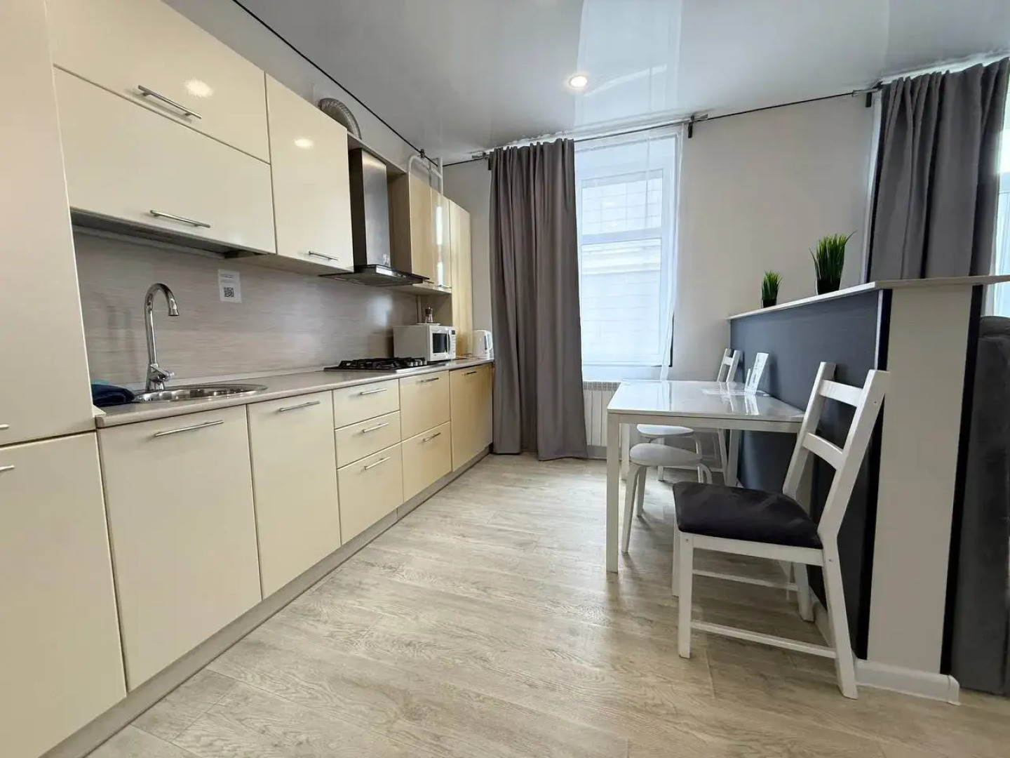 Апартаменты на Баумана 9