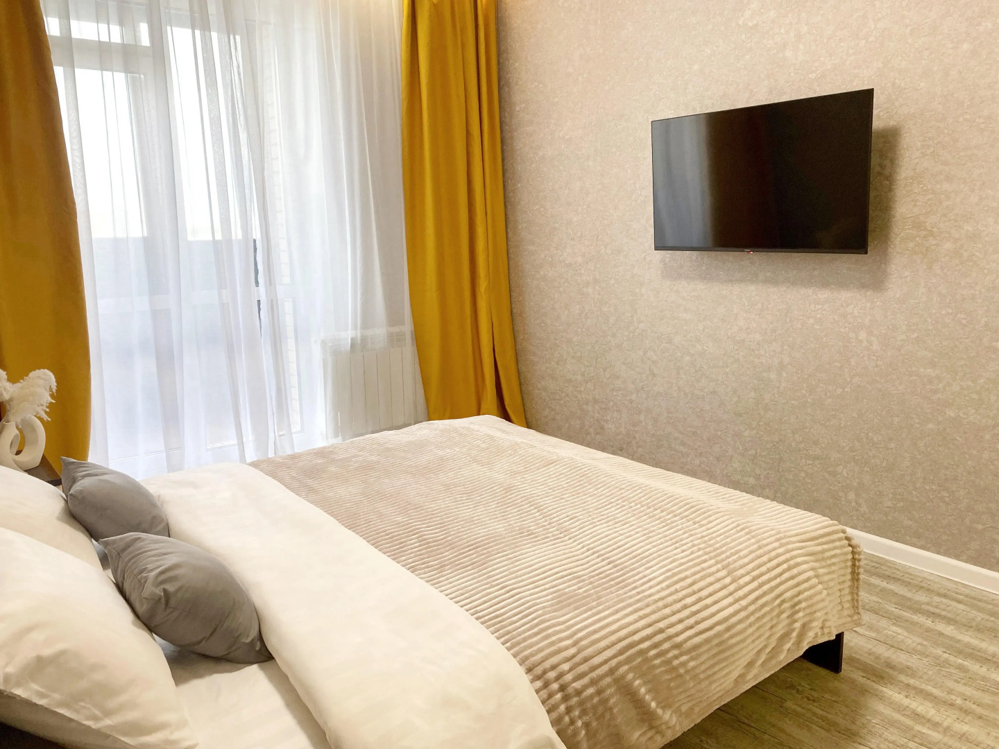 Квартира Konstantinov Apartments на Николая Островского