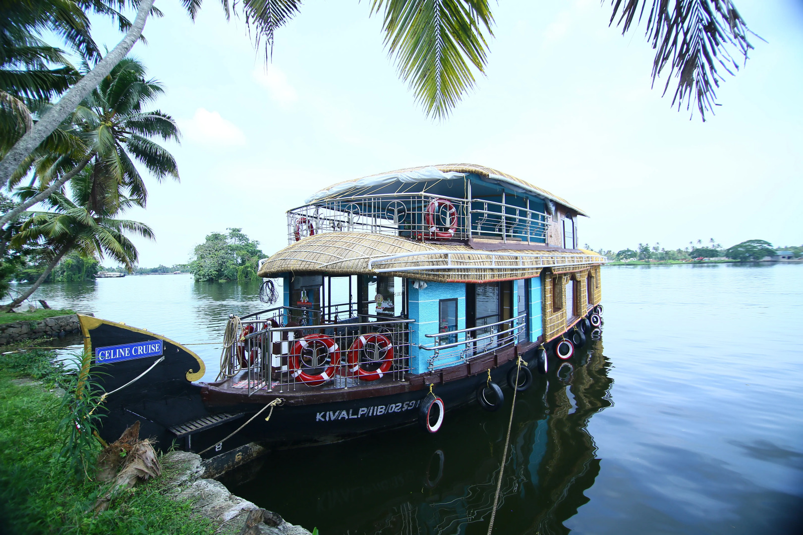 Отель Sreekrishna 2 Bedroom Private Houseboat