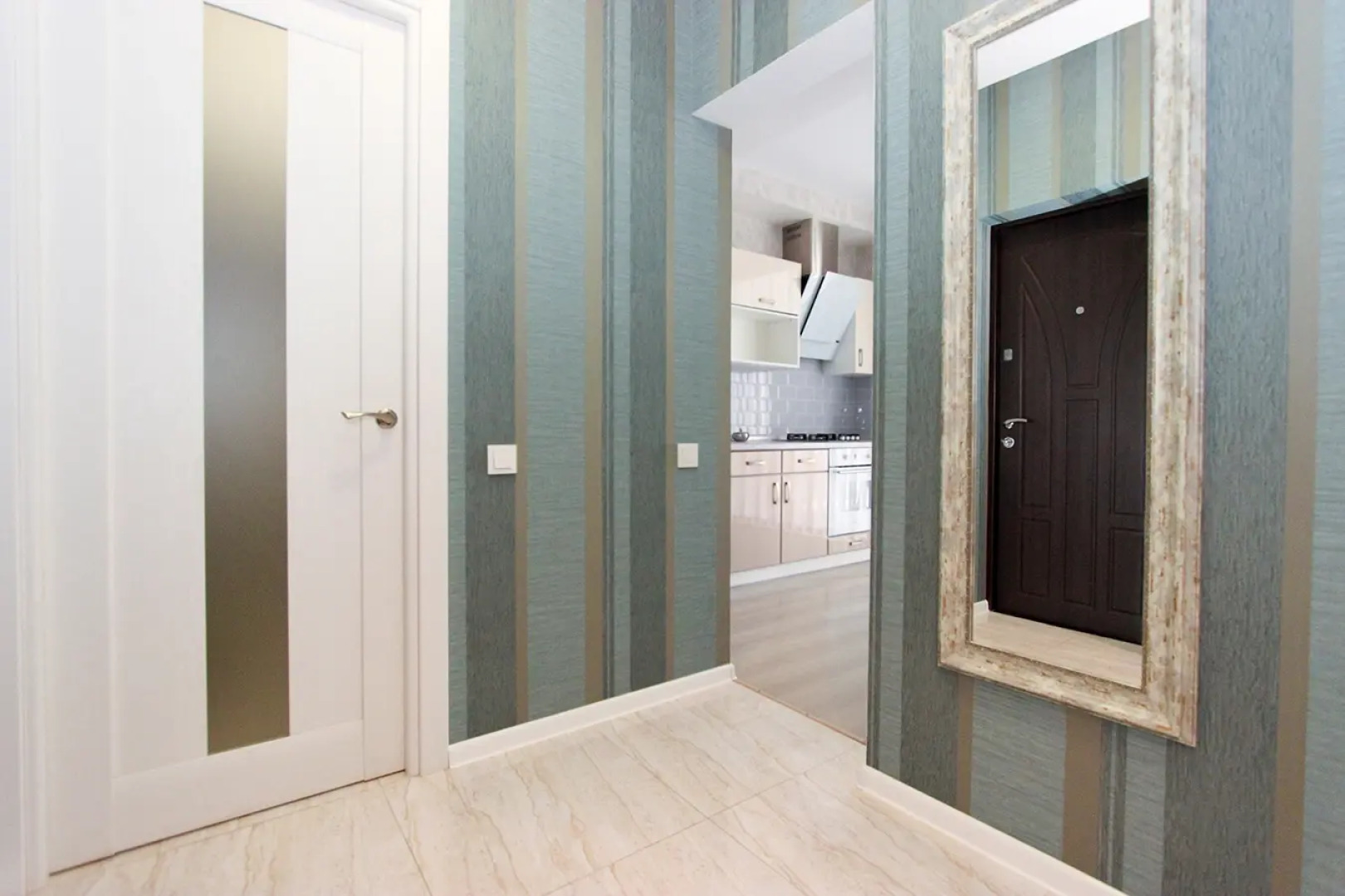 Квартира Роскошная двухкомнатная с видом на море в Феодосии