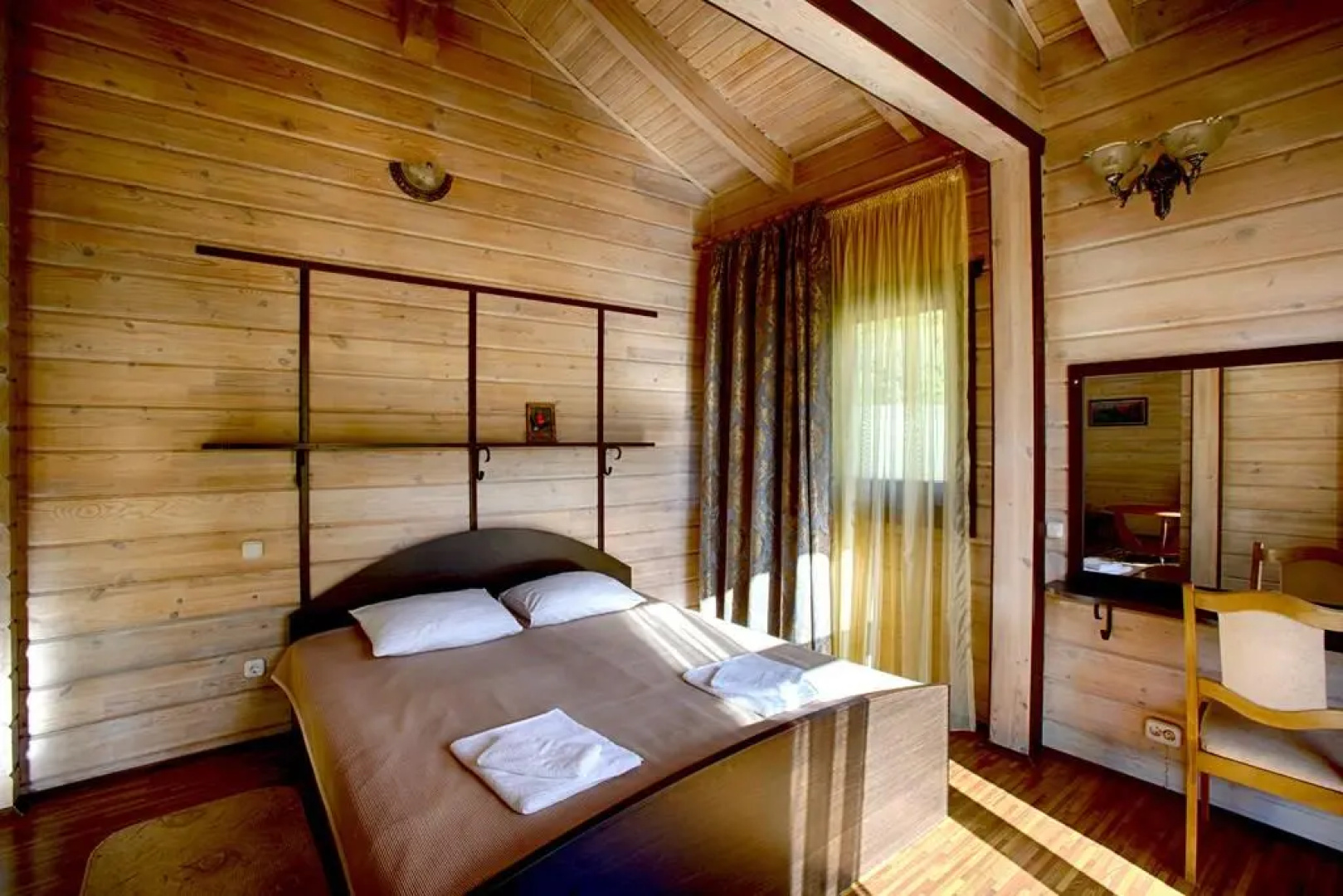 Griffon Hotel
