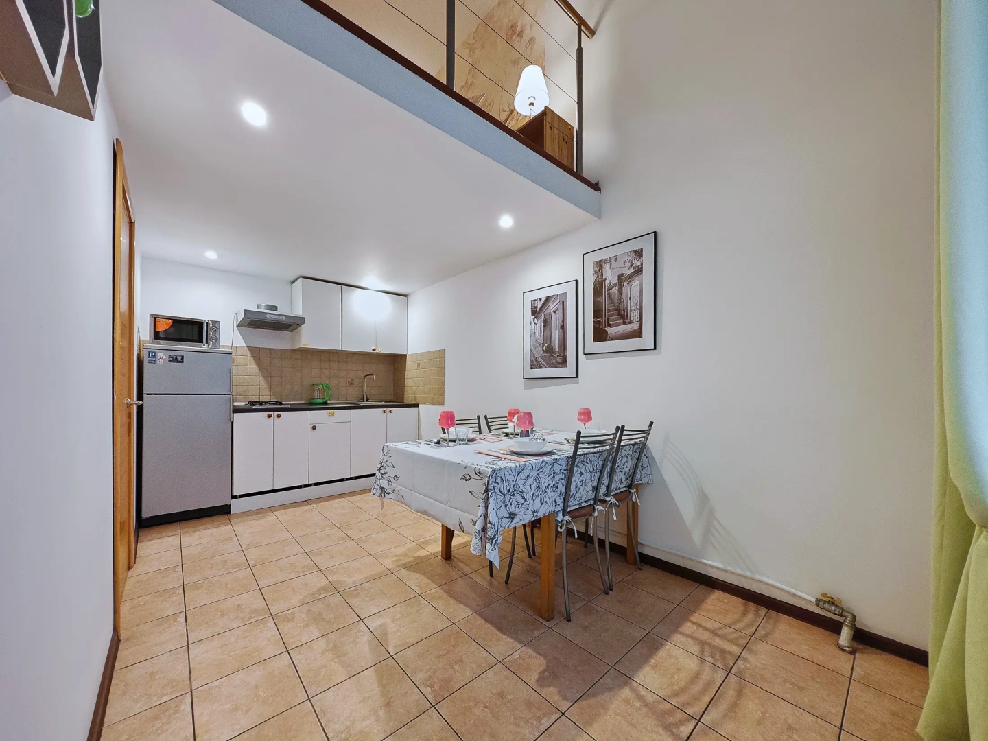 Апартаменты Невский 18 Николь и Мишель