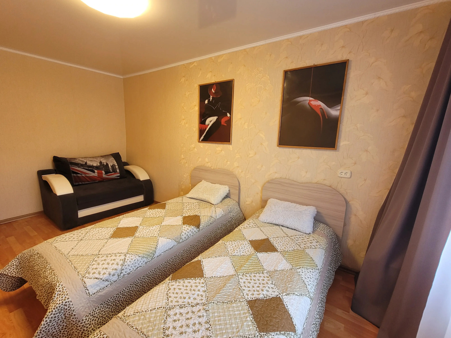 Апартаменты на Фрунзе в центре Размещение до 10-ти человек