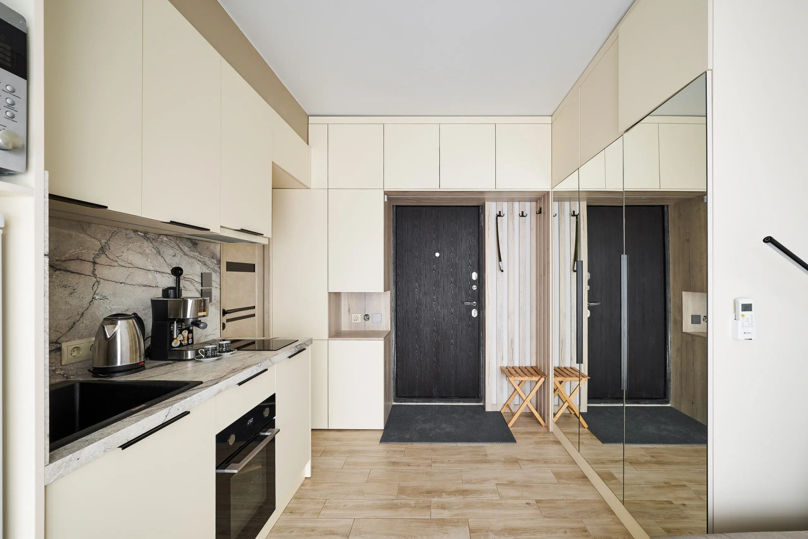 Квартира в Хосте с Отдельной Спальней и Видом на Море