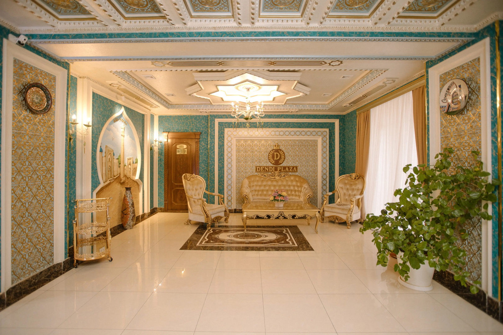 Отель DENDI PLAZA