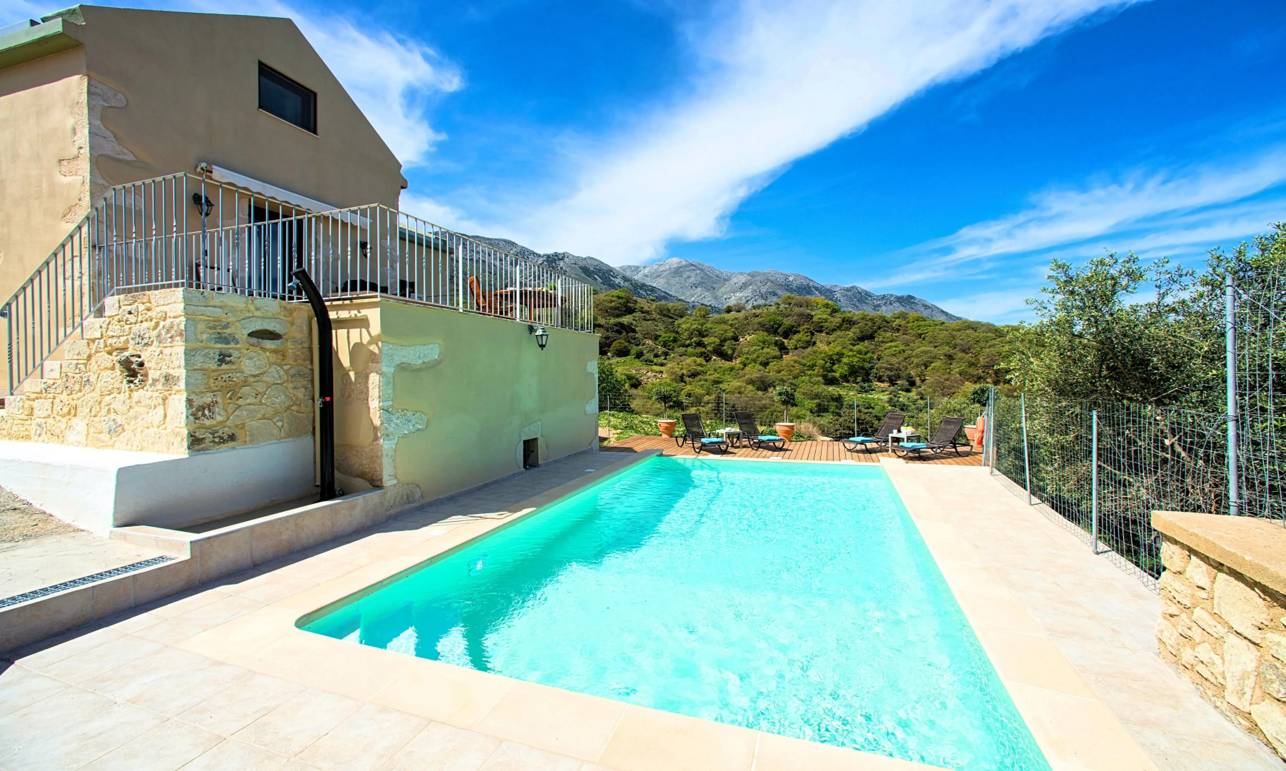 Вилла Cretan View Heated Pool